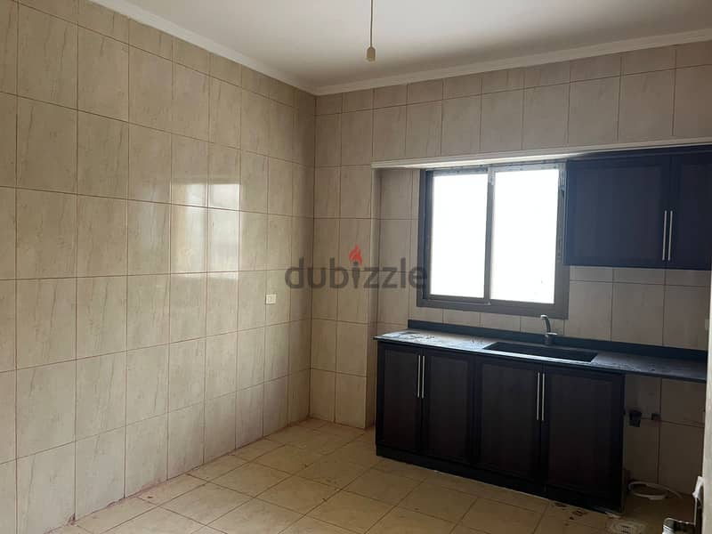 Sea view Apartment for sale in Bchamoun 170 Sqm 4