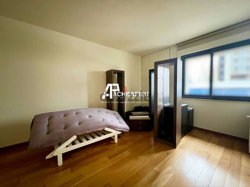 415 Sqm - Apartment For Rent In Achrafieh - شقة للأجار في الأشرفية 12