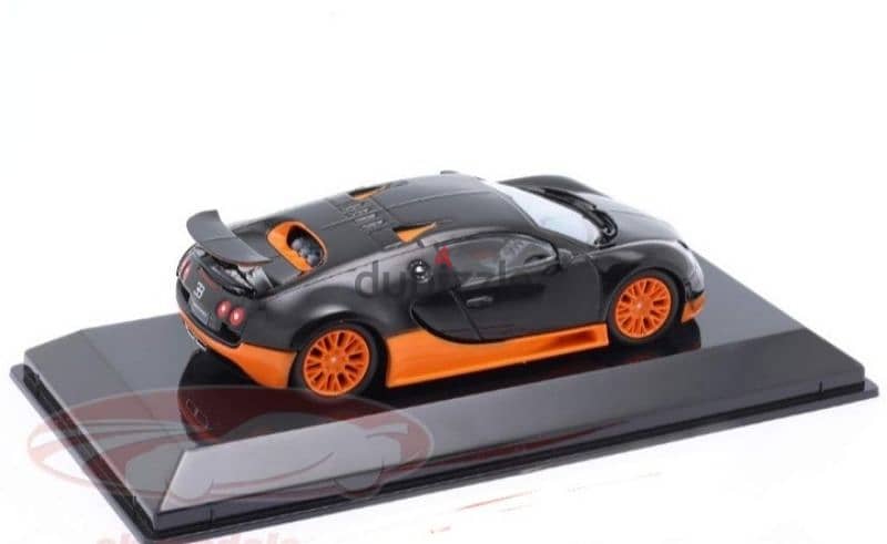 Bugatti Veyron 16.4 Super Sport 2010 diecast car model 1;43. 4