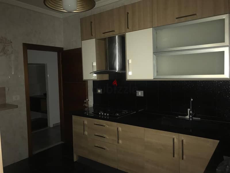 Apartment for rent in Zouk Mosbeh شقة للايجار في ذوق مصبح 4