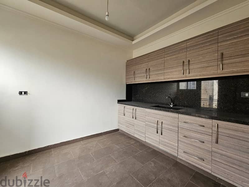 Hadath | 135m² | 2 Bedrooms Apartment | 2 Parking Lots | Balcony 1