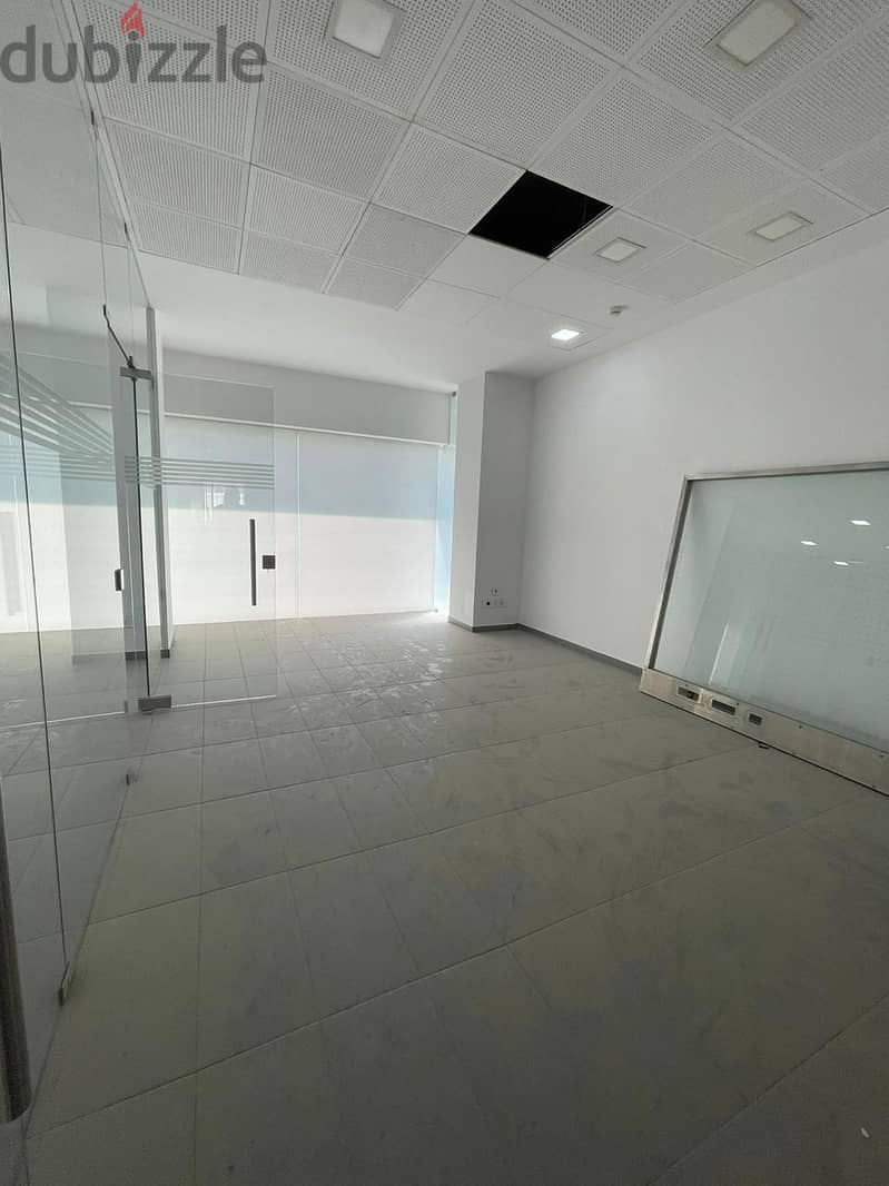 office/showroom for rent in jal el dib prime location Ref#5995 2