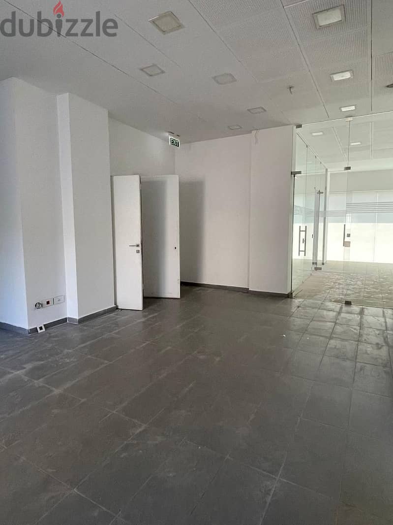 office/showroom for rent in jal el dib prime location Ref#5995 4