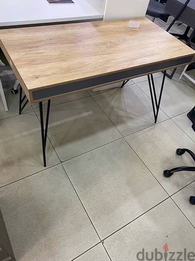 desk 120