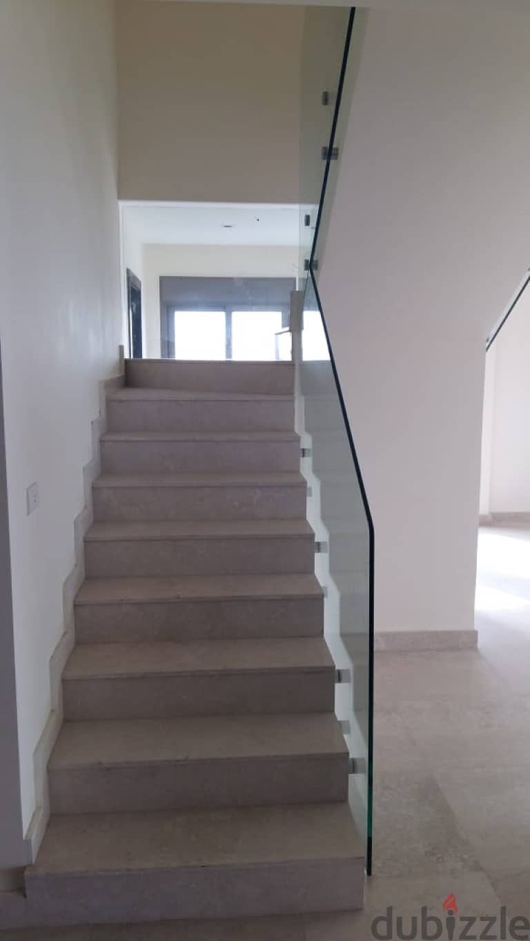 320Sqm + 100Sqm Terrace |Decorated Duplex For Sale In Tilal Ain Saadeh 7