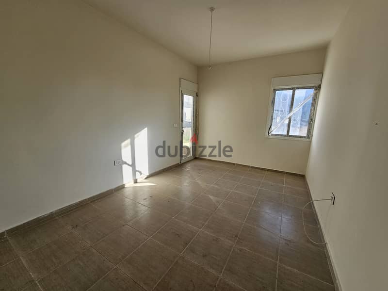 RWB267MT - Apartment for sale in Jbeil 3
