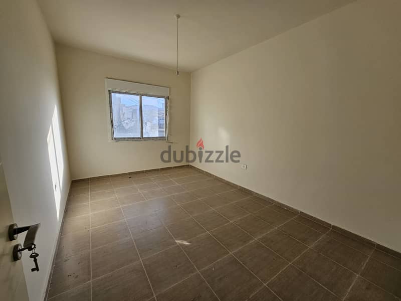 RWB267MT - Apartment for sale in Jbeil 5