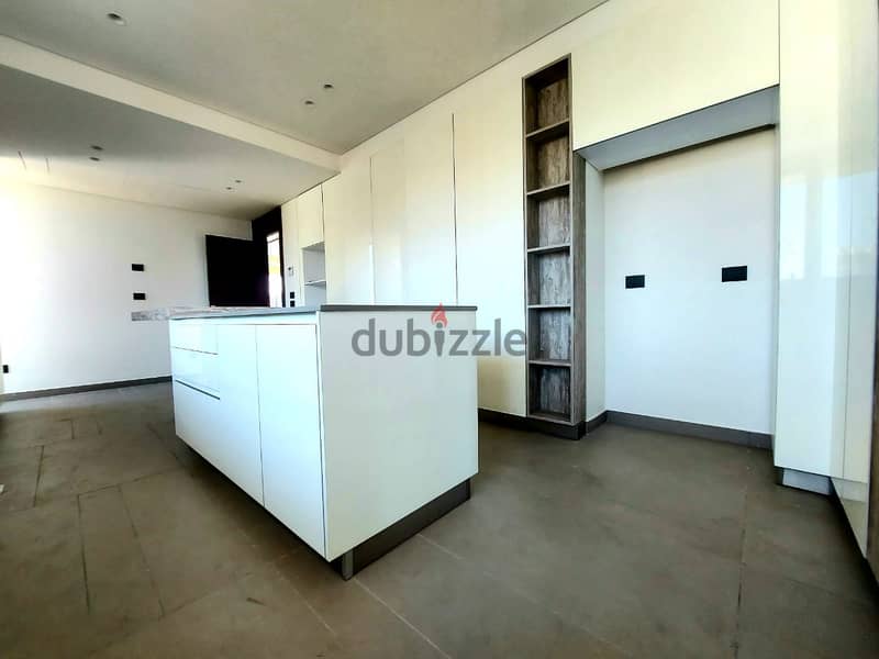RA24-3254 Super Deluxe apartment in Ramlet el bayda is for rent,$ 3000 4
