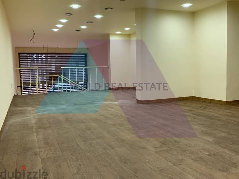A 70 m2 ground floor store +40m2 Mezzanine for rent in Zalka 2