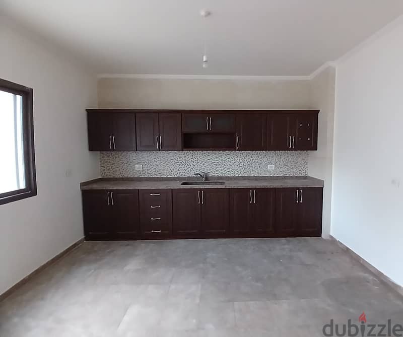 Sea-View Apartment for Sale in Aley 3
