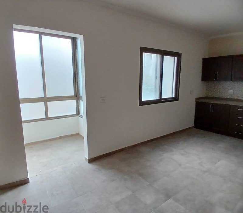 Sea-View Apartment for Sale in Aley 4