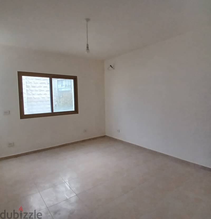 Sea-View Apartment for Sale in Aley 5