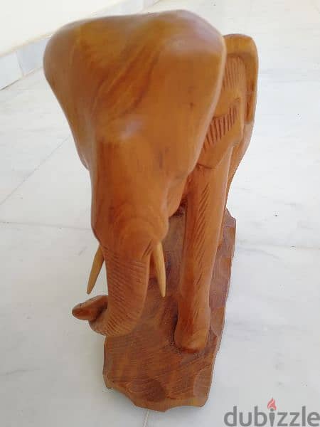 فيل خشبي 2