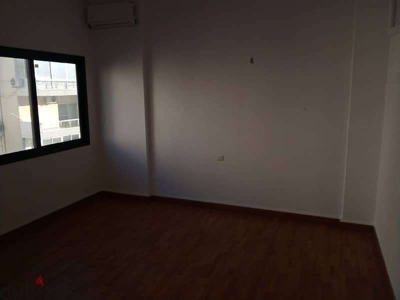 170 Sqm | Offices For Rent in Badaro 15
