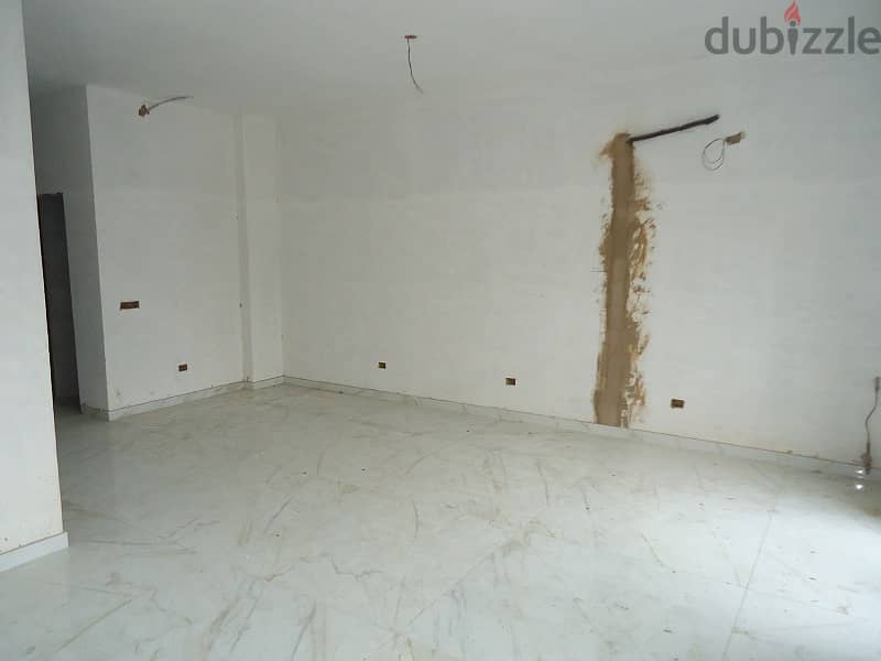 Apartment for sale in Mansourieh شقة للبيع في المنصورية 2
