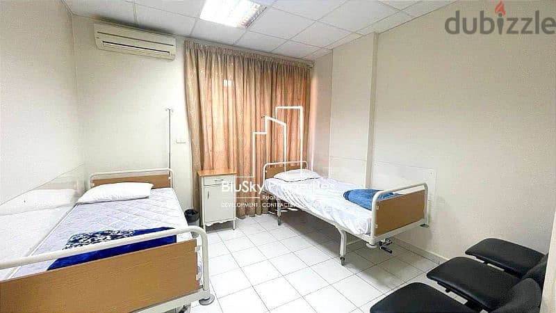Office 240m² 9 Rooms For RENT In Achrafieh - مكتب للأجار #JF 12