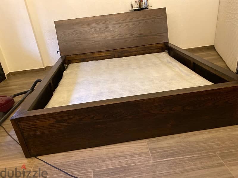 great bed wood great condition 2