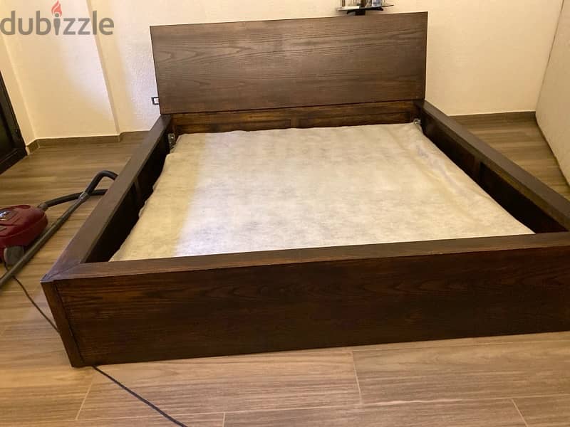 great bed wood great condition 3