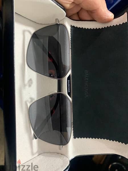 BALENCIAGA sunglasses (ORIGINAL) 1