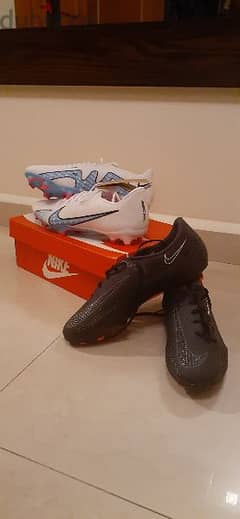 authentic football shoes size 43 and 44.5 0