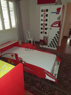 Kids bedroom full equipped (4 pieces)