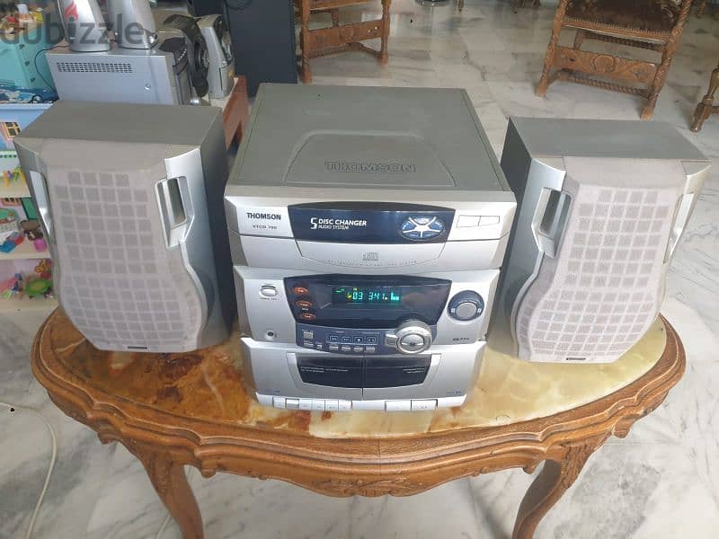 thomson stereo cd, casette, am, fm, with 2 baffles,  perfect condition 3