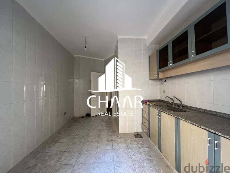 R1684 Apartment for Sale in Ras Al-Nabaa 5