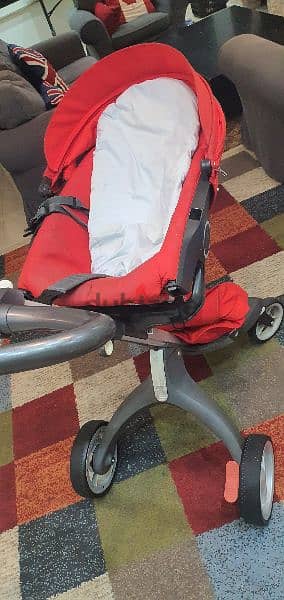 stroller red color (stokke)  &park cam& bath cam for babies. 4