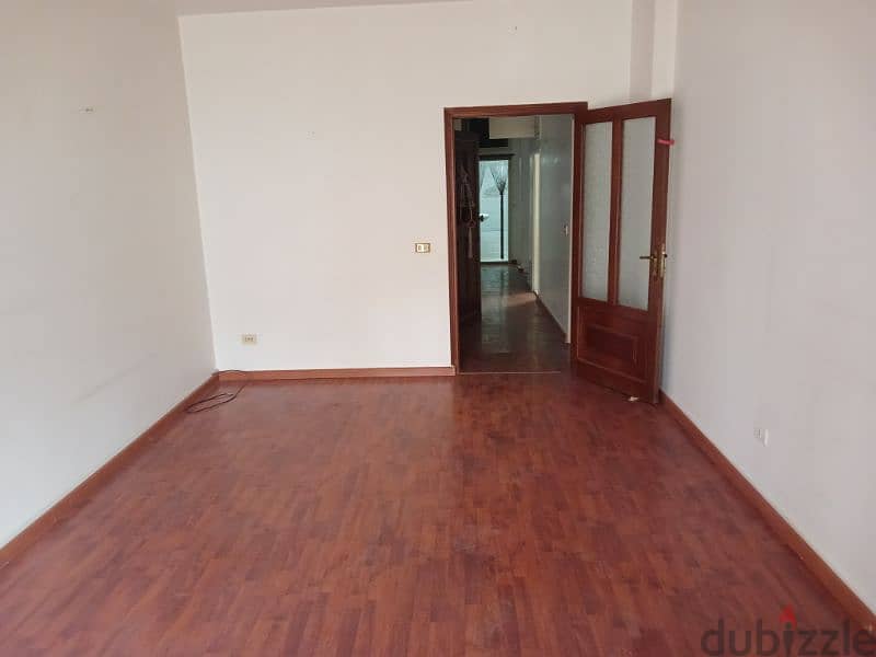 About 130m2  apartment with sea and mountain view 7