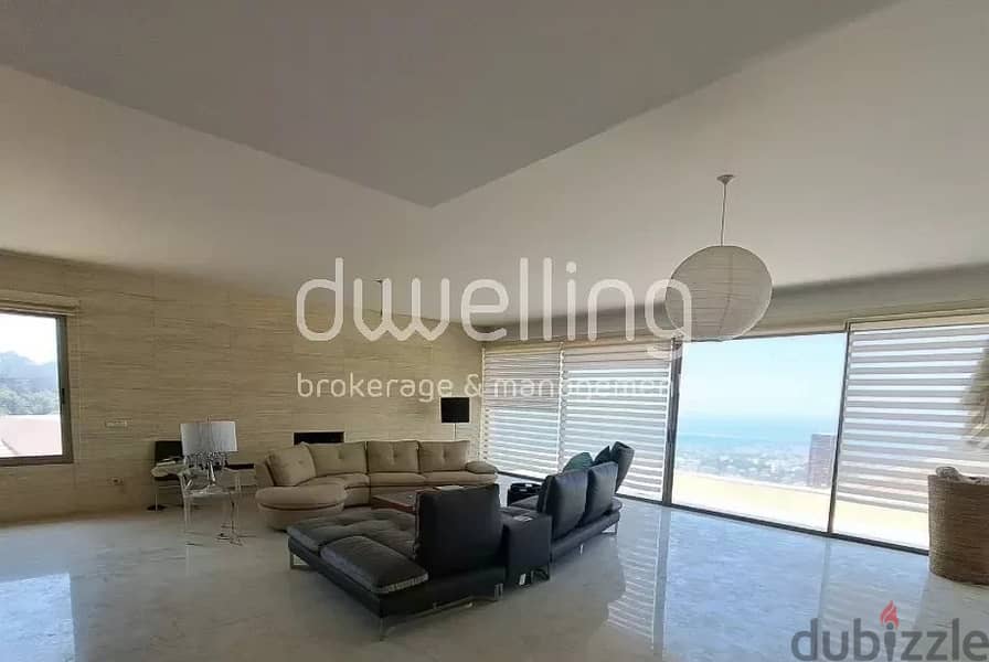 Luxurious Duplex with Panoramic Sea View. 2