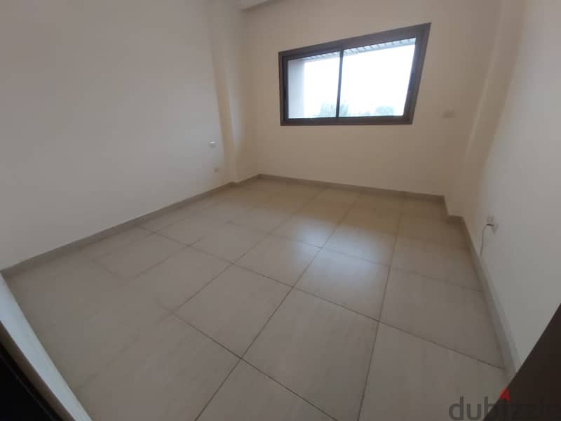 A 250 m2 apartment for rent in Wata el msaytbeh 7