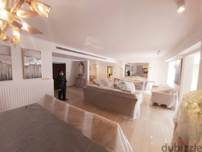 A 300m2 apartment with an open sea view for sale in Ain Al Tini 1