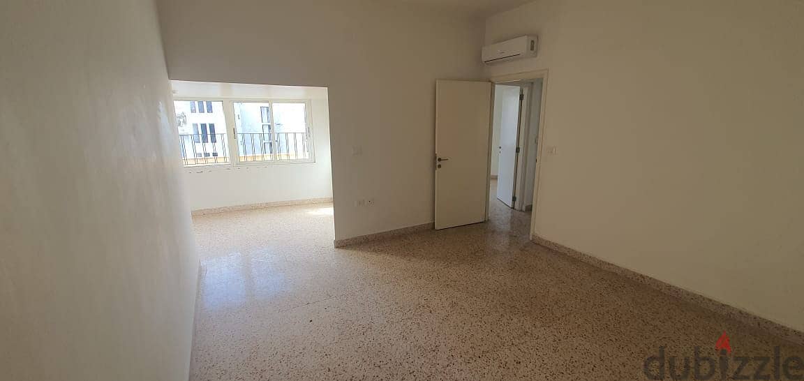 A 430 m2 duplex apartment+140m2 Terrace for rent in Ain El Mraiseh 1