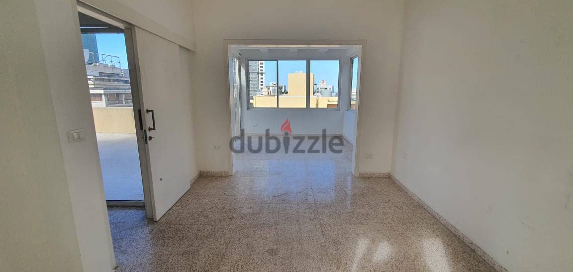 A 430 m2 duplex apartment+140m2 Terrace for rent in Ain El Mraiseh 8