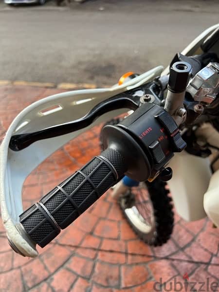 Honda XR 250 cc 11