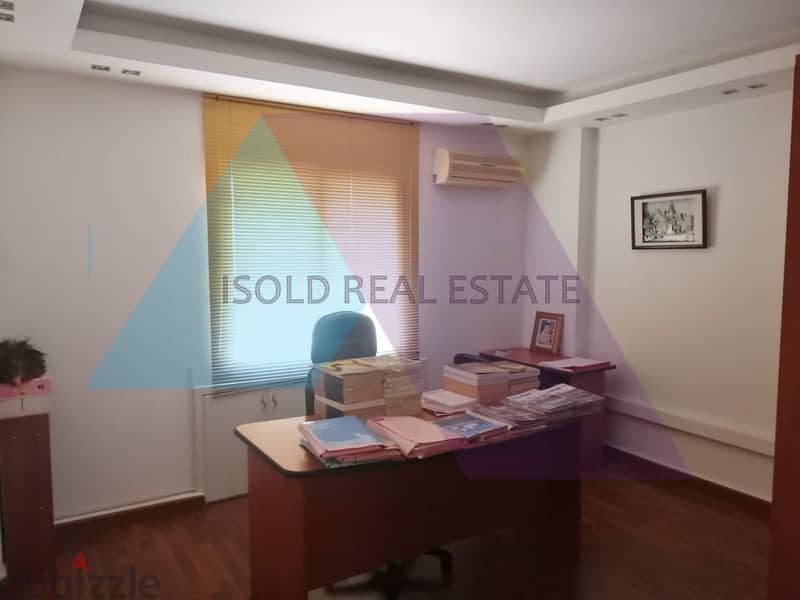 A 100 m2 office for rent in Zalka , in a commercial center 2
