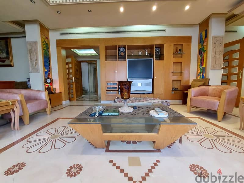 RA24-3264 Fully furnished apt for rent, Ramlet el Bayda, Unesco area 3