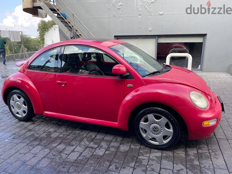 Beetle 2000 Red 3