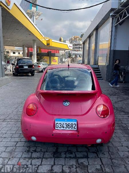 Beetle 2000 Red 4