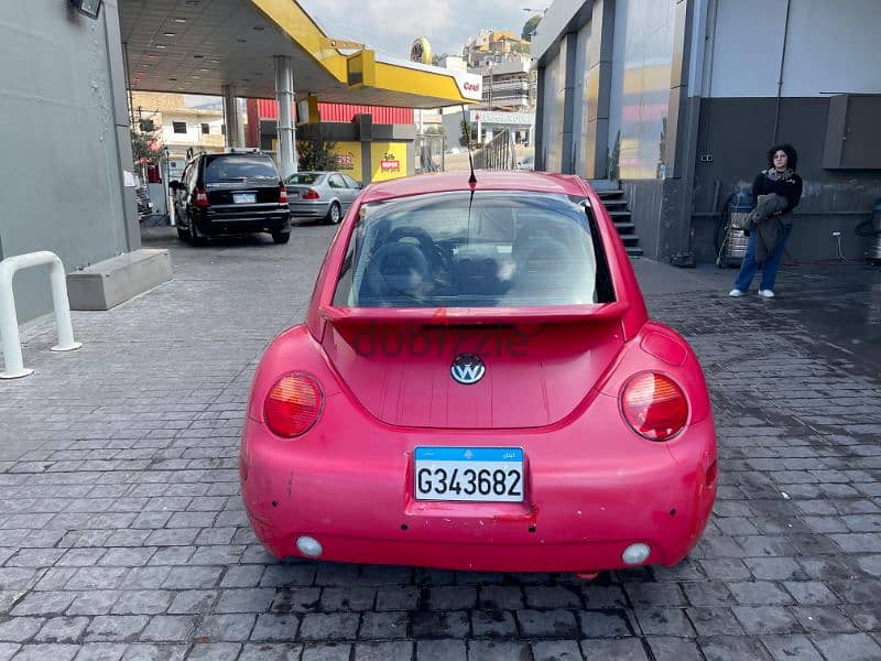 Beetle 2000 Red 5