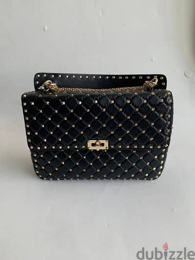 Valentino nappa rockstud spike black and gold bag