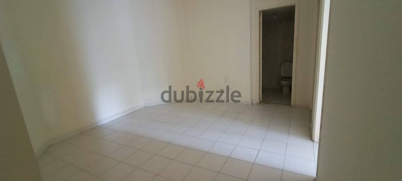 Apartment for rent in Awkar 8