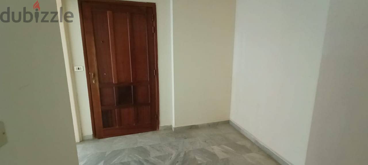 Apartment for rent in Awkar 15