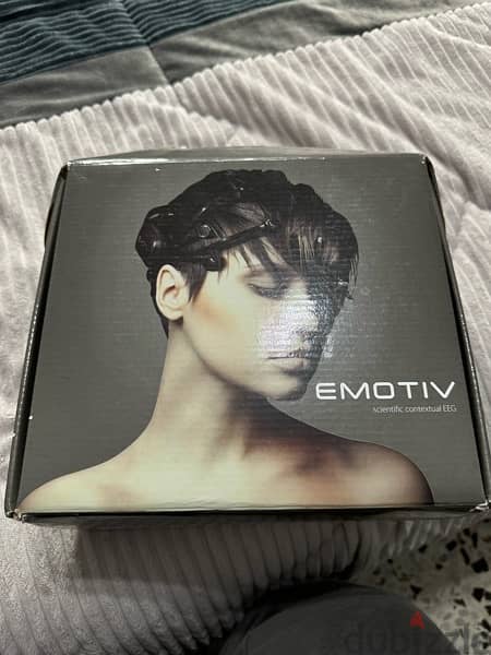 Emotiv EEG Headset for research purposes 0