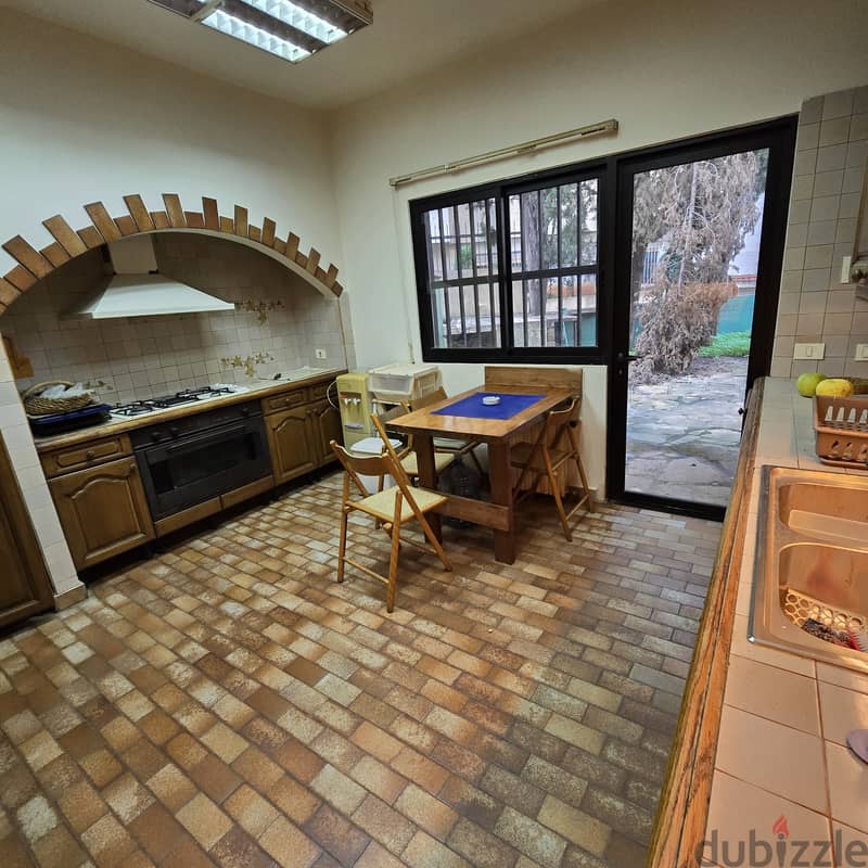 Apartment 490m² for sale | 3 BED | 340m² + 450m² Garden | 10