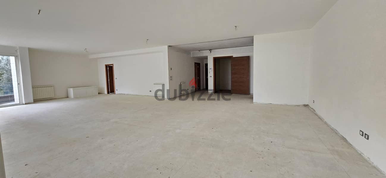 Apartment 400Sqm with 300Sqm terrace/garden for sale in Biyada 1