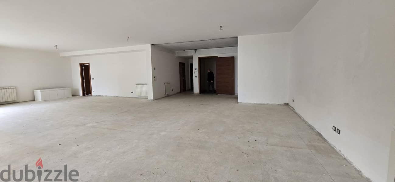Apartment 400Sqm with 300Sqm terrace/garden for sale in Biyada 3