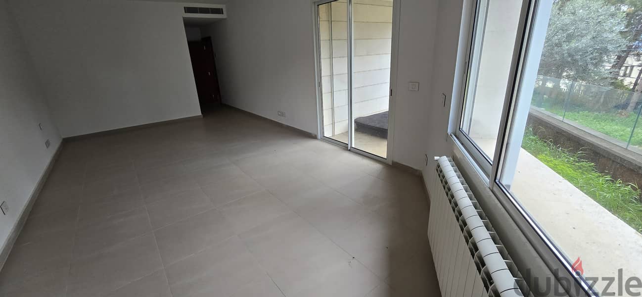 Apartment 400Sqm with 300Sqm terrace/garden for sale in Biyada 12