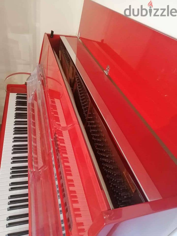 Crystal Acoustic Piano Aston & Muller 1