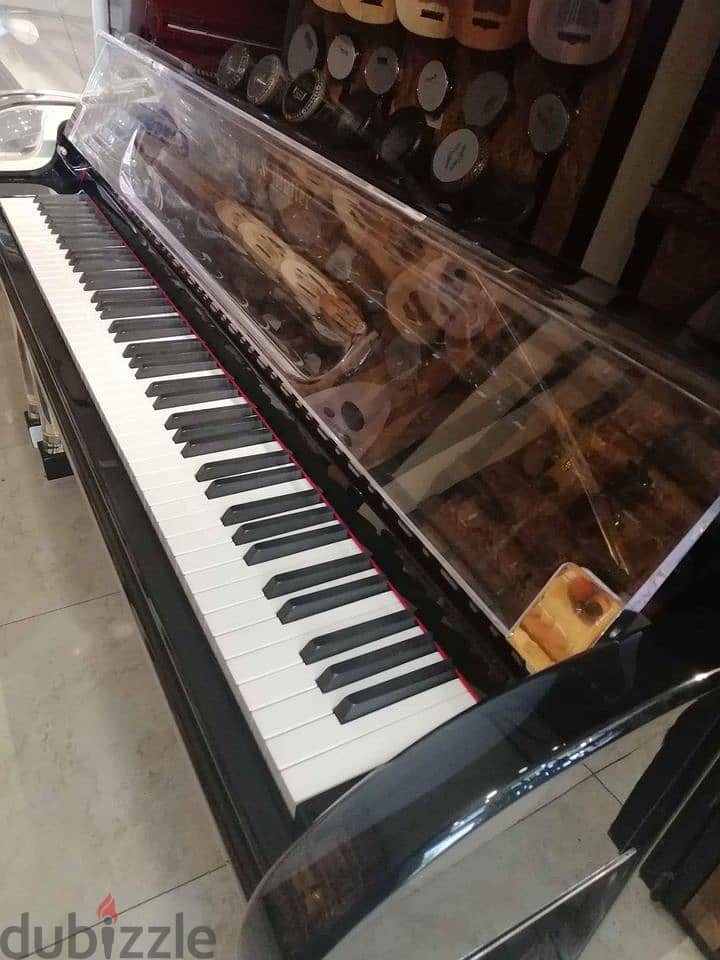 Crystal Acoustic Piano Aston & Muller 0